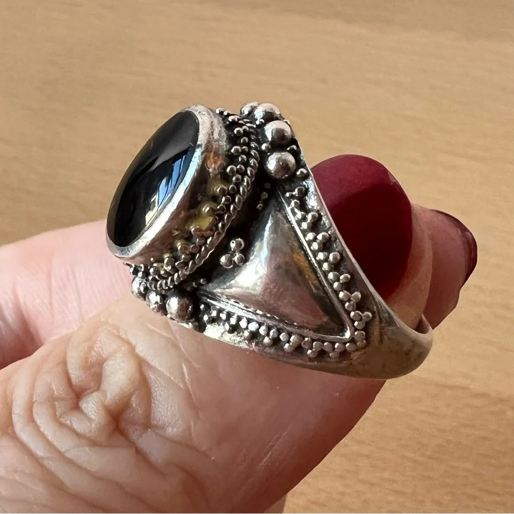 N/A this ring